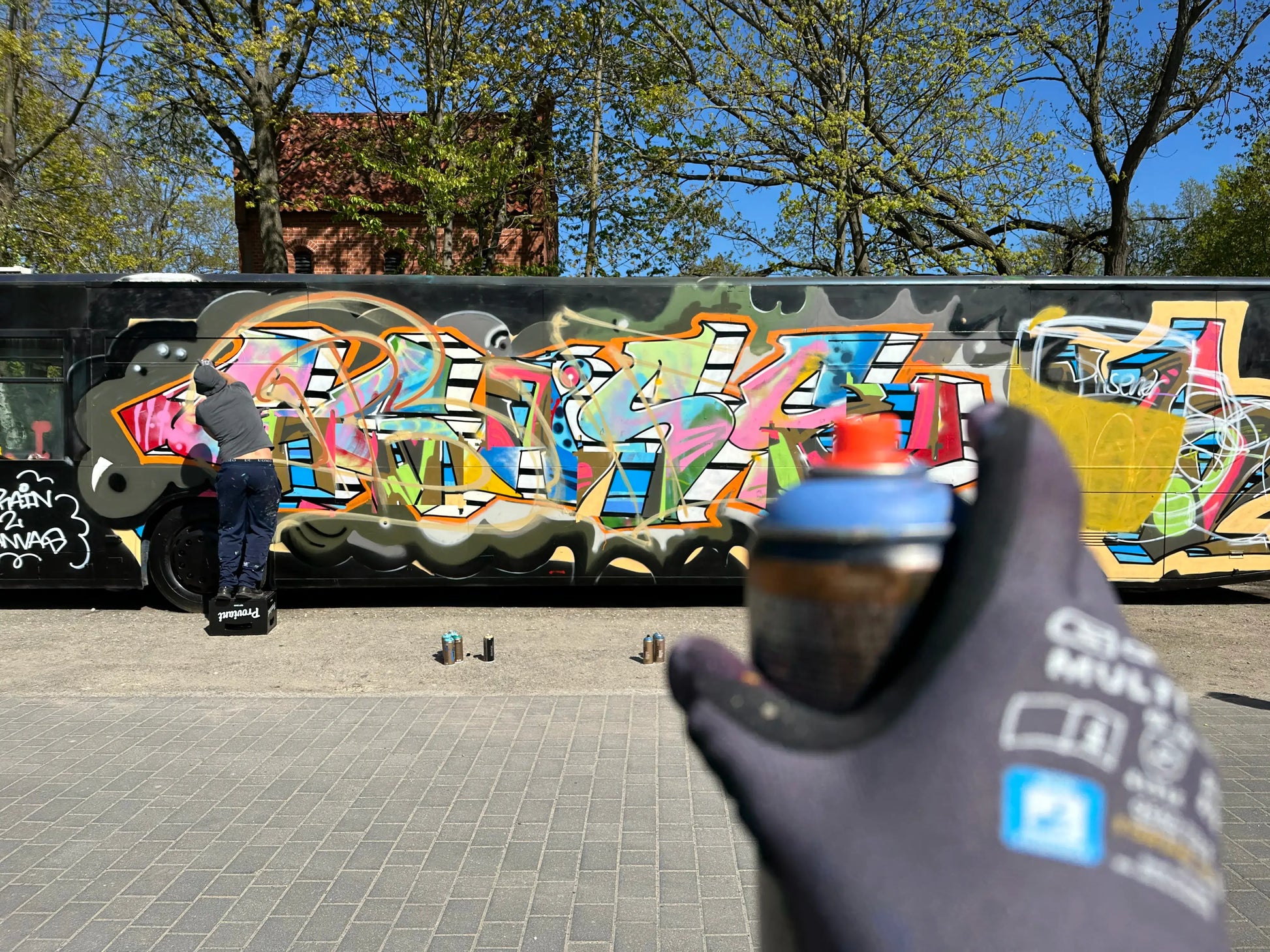 paint-bus-3